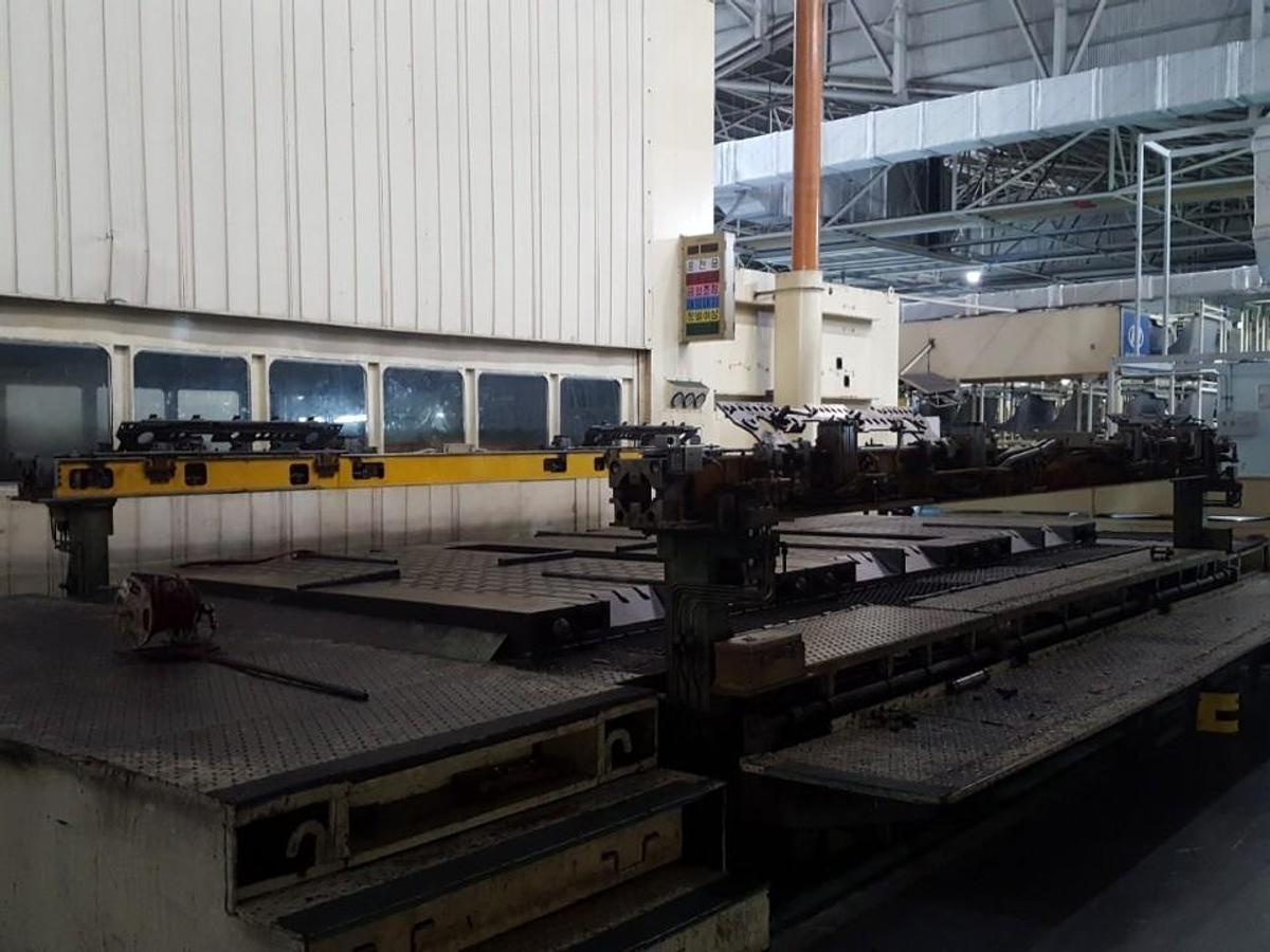 Used 3500 tons Transfer Press Line