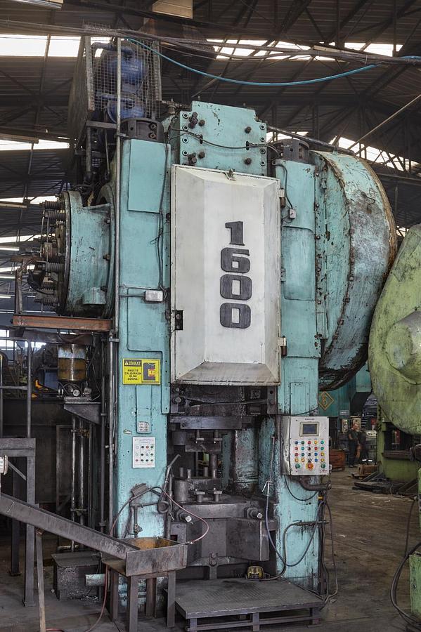 Used 1600 tons Press Hot Forging Eumuco
