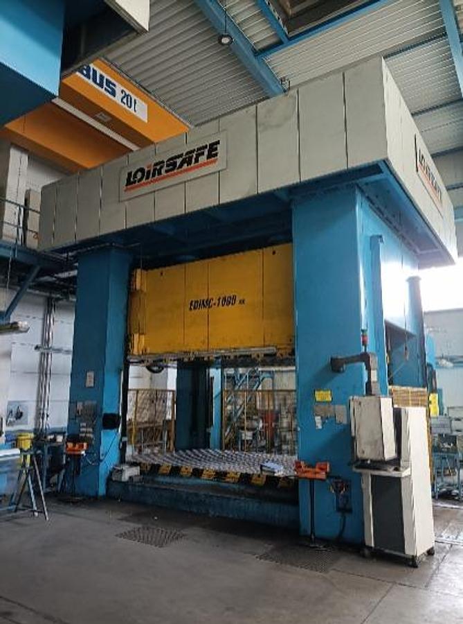 Used 1000 tons Press Sheet Stamping Hydraulic Loire Safe