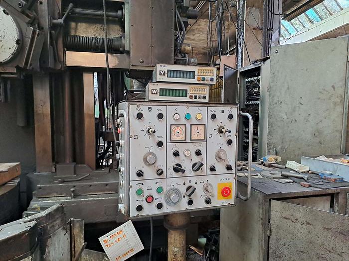 Used Lathe Vertical Turning Tos SKJ12A