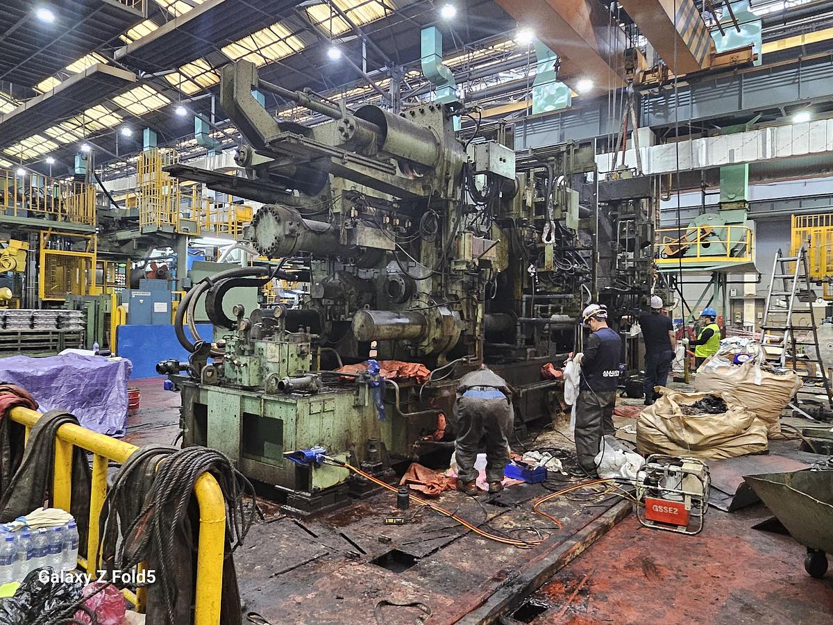 1650 tons Die Casting Machine UBE G-Type