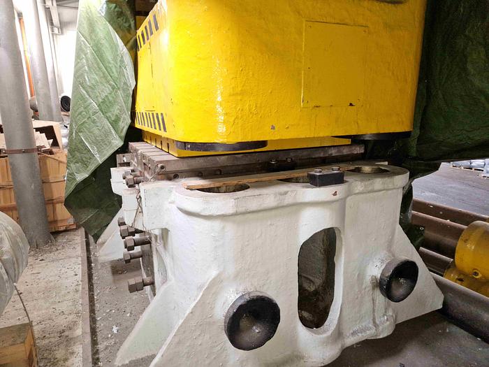 Used 1000 tons Press Forging Hydraulic Depropress D2240A