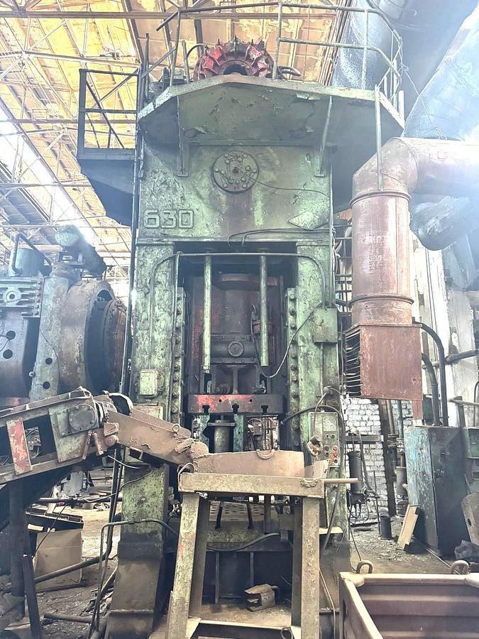 Used 630 tons Press Trimming TMP Voronezh Russia KB9538