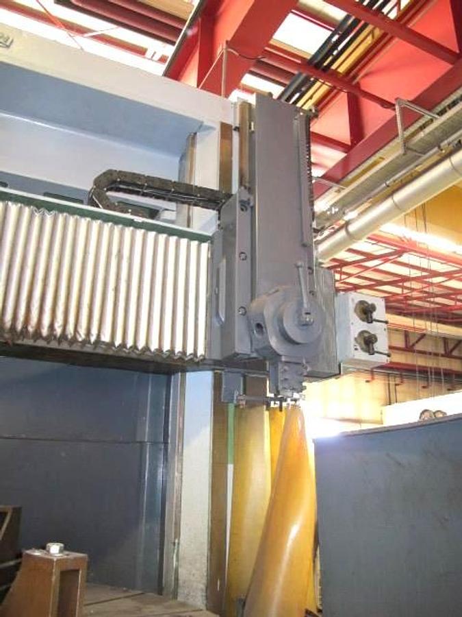 Used Lathe Vertical Turning CNC Titan MOD.D33