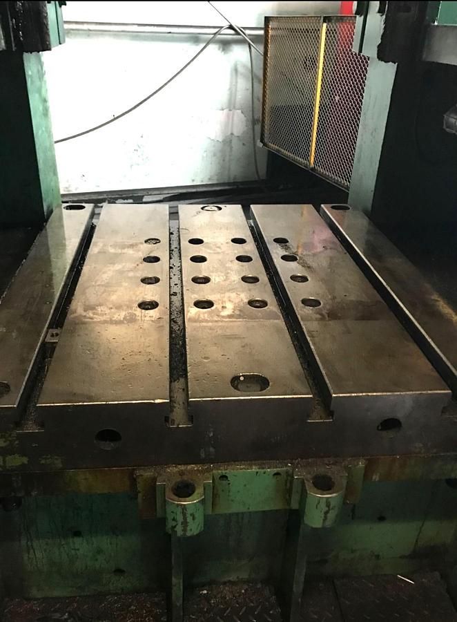 Used 400 tons Press Knuckle Joint Coining Barnaul KB8336