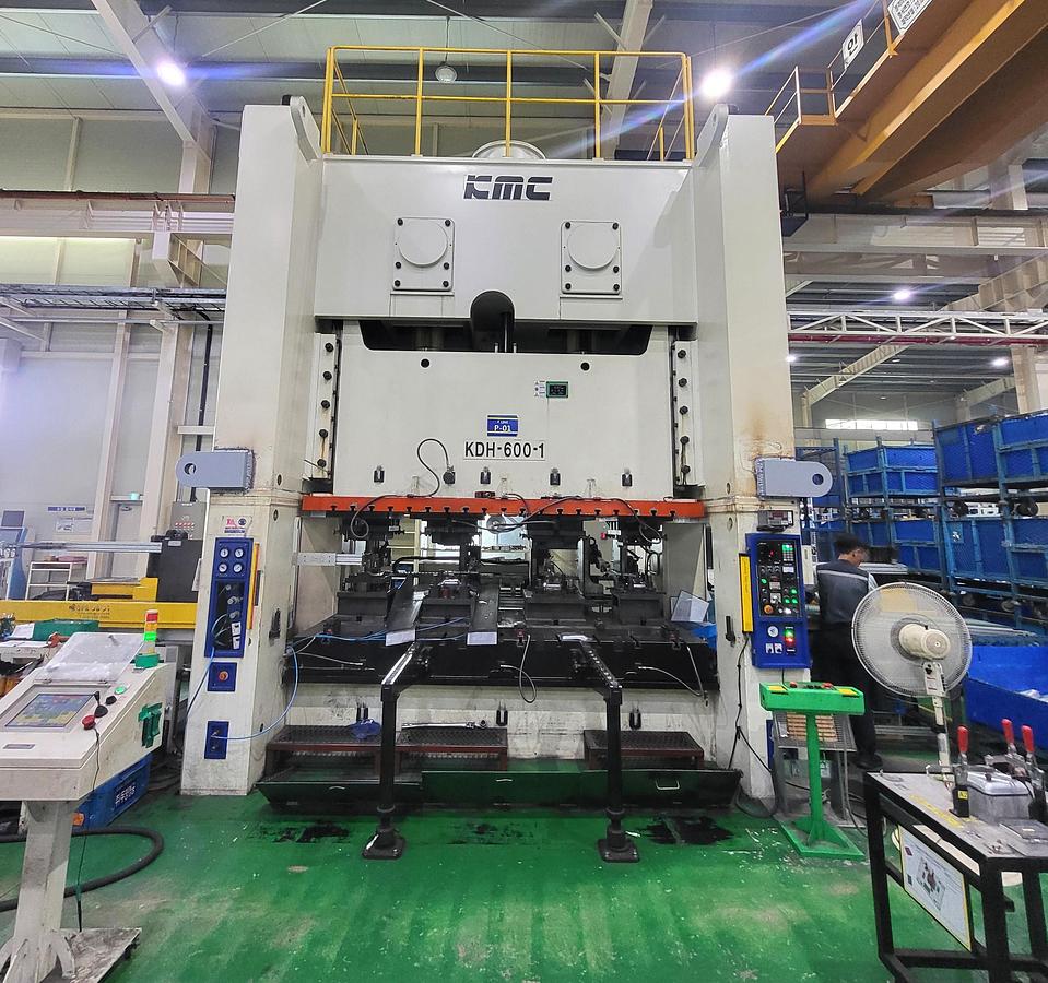 600 tons Press Sheet Stamping Mechanical KMC KDH-600-1