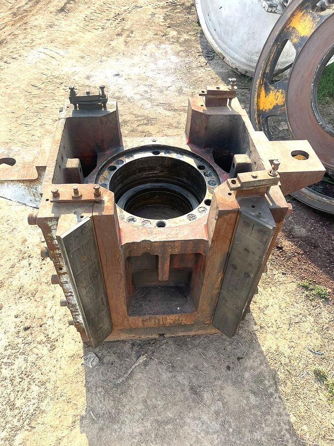 Used 800 tons Press Friction Screw Ficep PVM280