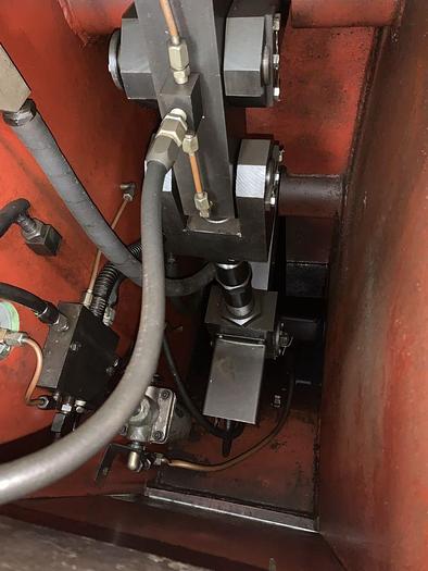 Used Press Knuckle Joint Coining KB8334