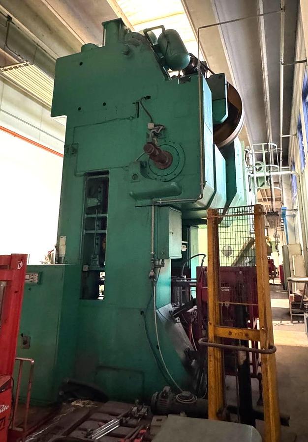Used 1600 tons Press Knuckle Joint Coining Colombo Agostino G1600