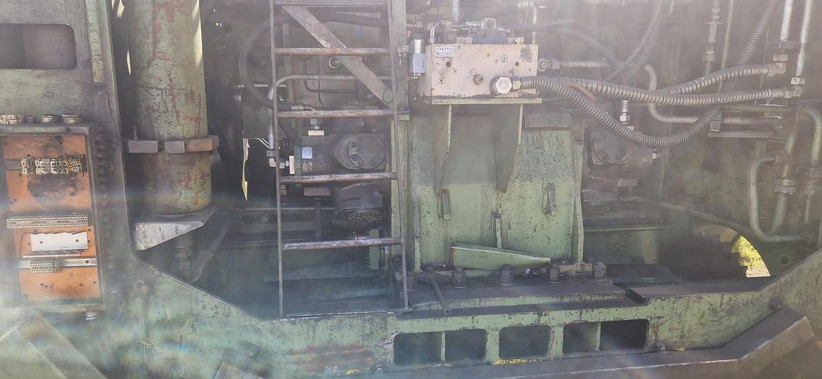 Used 13 tons Manipulator Dango & Dienenthal S260H