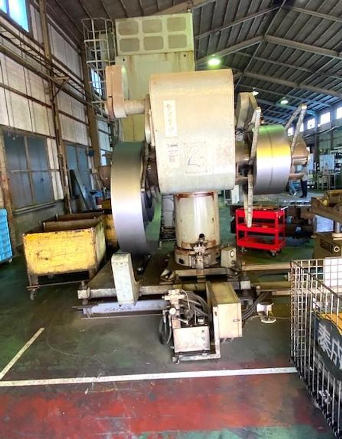 Used 300 tons Press Sheet Stamping Mechanical Aida SMX-L2-300(2)