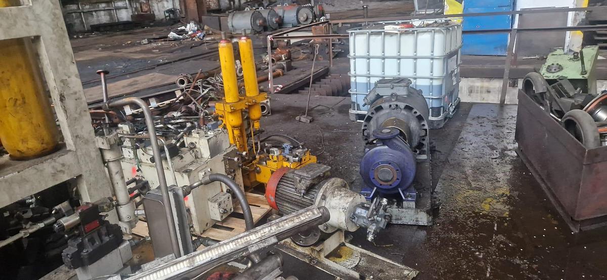 Used 1600 tons Press Forging Open Die Hydraulic Zdas