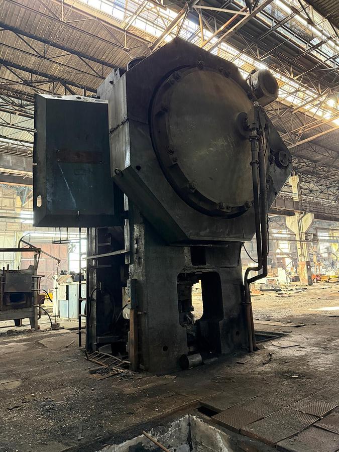 Used 4000 tons Press Hot Forging Chinese DE4000