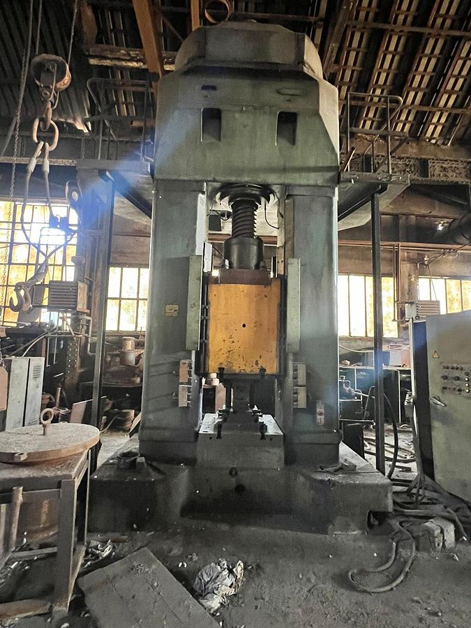 Used 1975 Russian F1736A