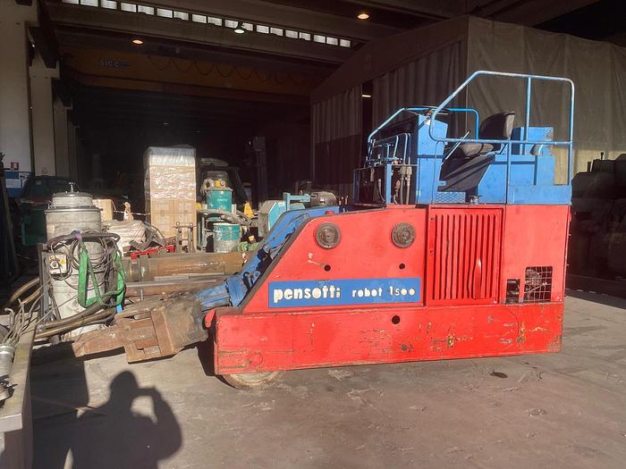 Used 1.5 tons Manipulator Pensotti