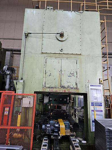 600 tons Sheet Stamping Line Mechanical Ssangyong 600-300-300-30