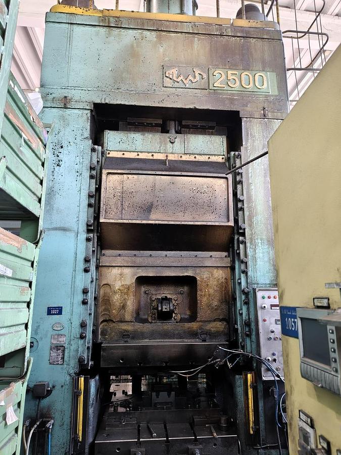 Used 2500 tons Press Knuckle Joint Coining TMP Voronezh Russia KB8044