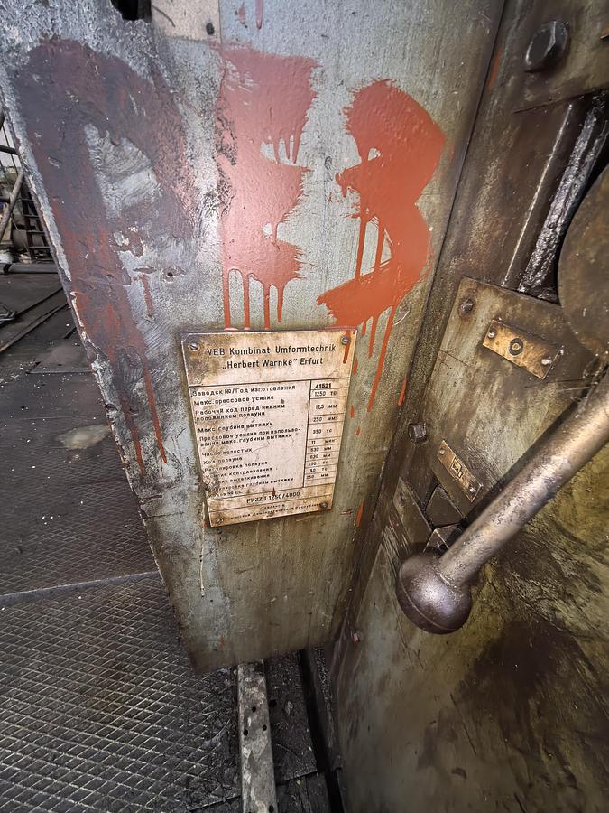 Used 1250 tons Press Sheet Stamping Mechanical Erfurtv PKZZ1250