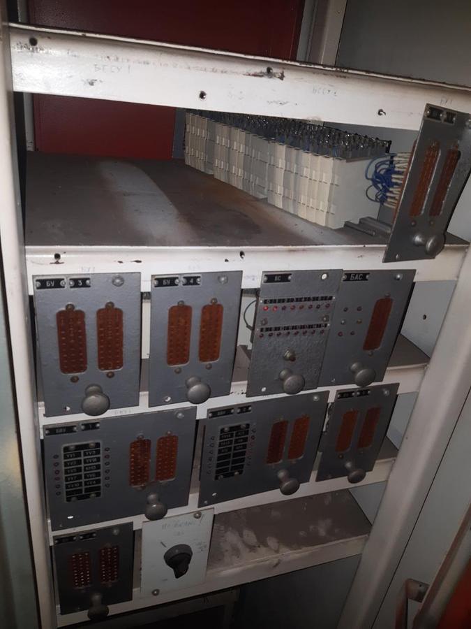 Used 630 tons Press Sheet Stamping Hydraulic Dnepropress 7738