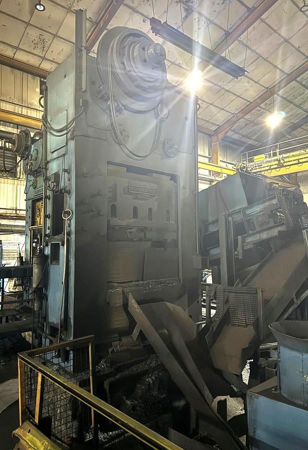 Used 200 tons Press Trimming Wilkins & Mitchell