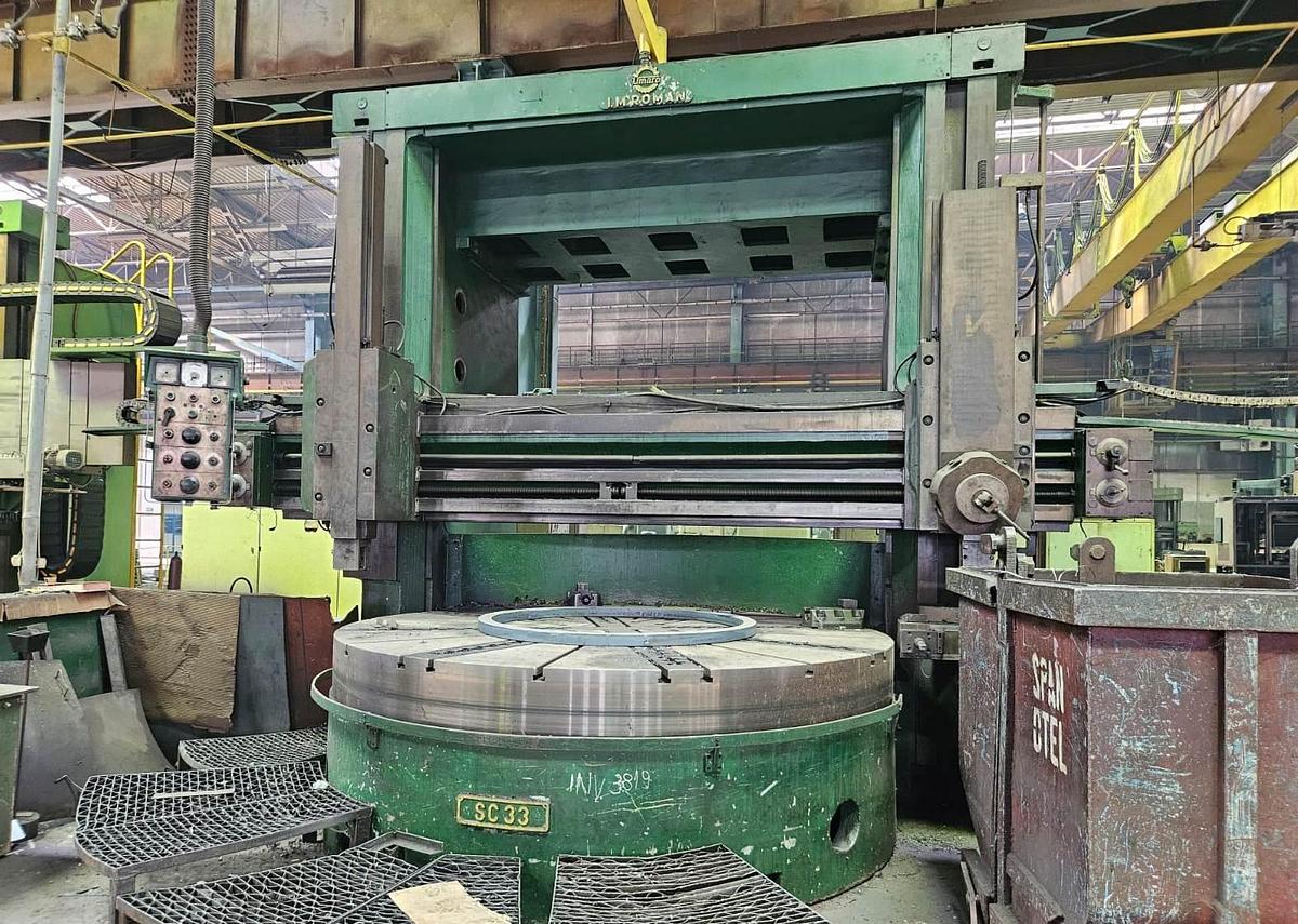 Used Lathe Vertical Turning Titan, Romania SC33
