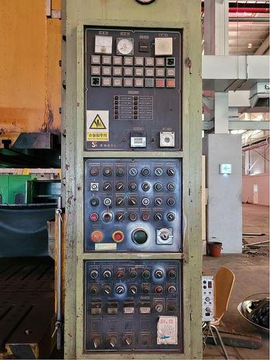 Used 400 tons Press Sheet Stamping Mechanical Ssangyong DE2P-400