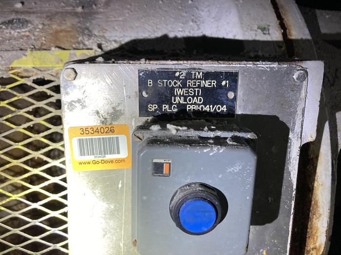 Used BELOIT JONES 26 " REFINER DD 3000 W/ 400 HP MOTOR