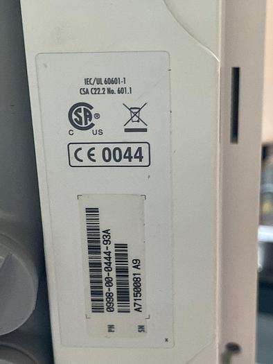 Gebraucht Datascope Accutorr Plus Patientenmonitor auf Trolley mit Blutdruckmanschette und SpO2 Fingersensor