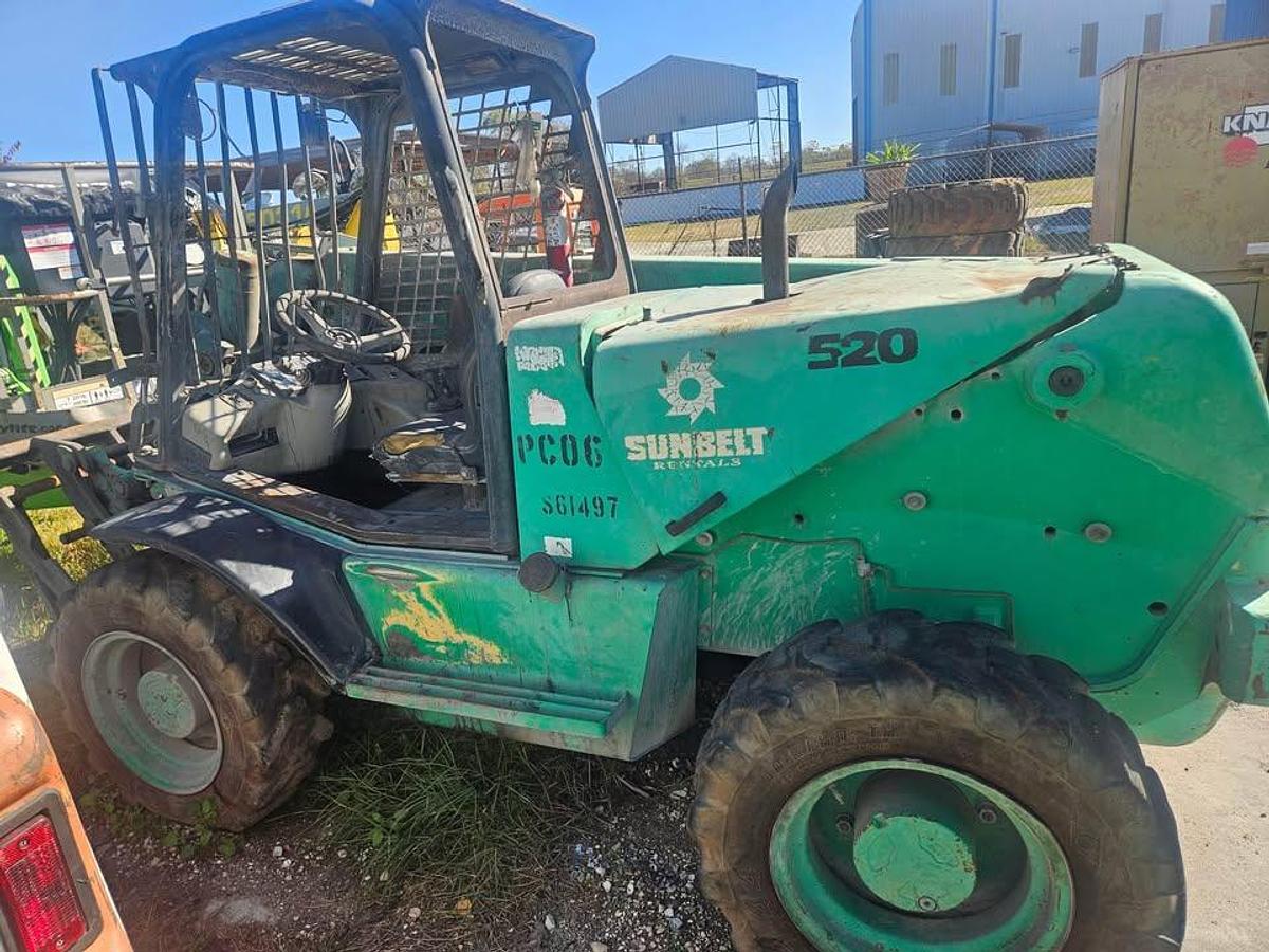 Used JCB 520