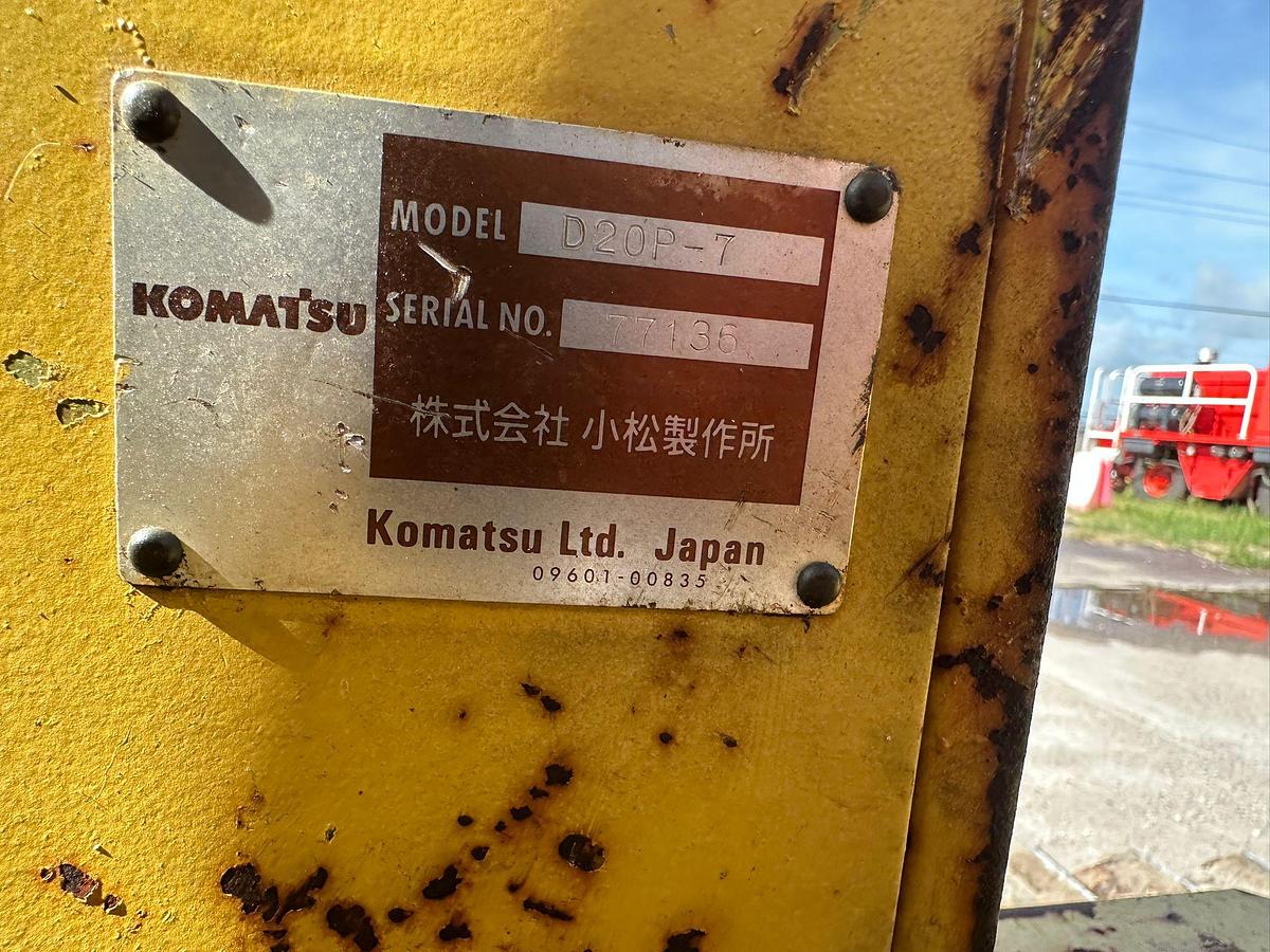 Used 1995 KOMATSU D20-7