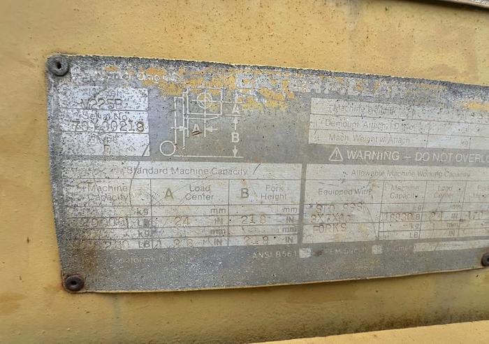 Used CAT 225B