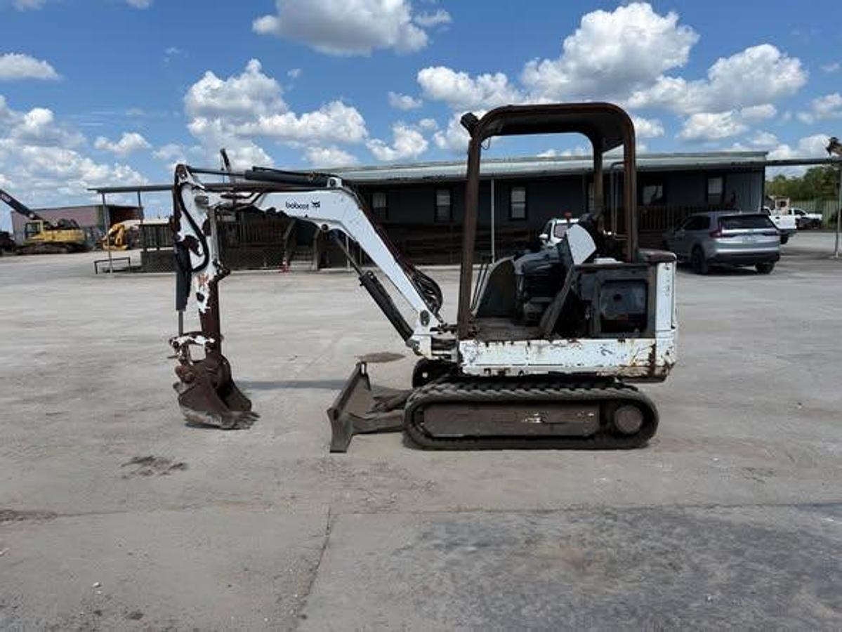 Used 2000 BOBCAT 328 MINI EXCAVATOR