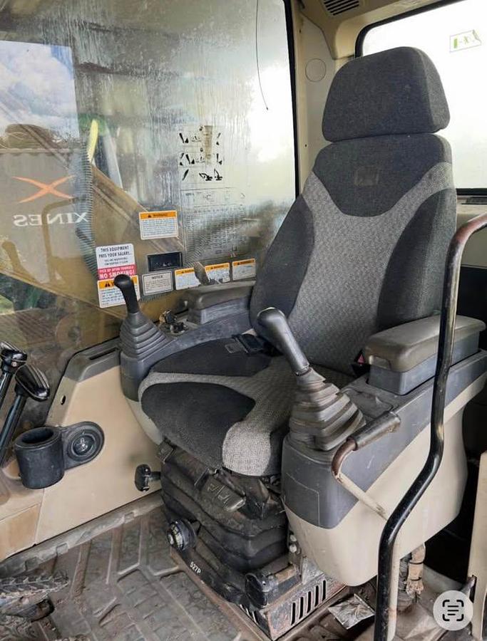 Used 2002 CAT 320C EXCAVATOR