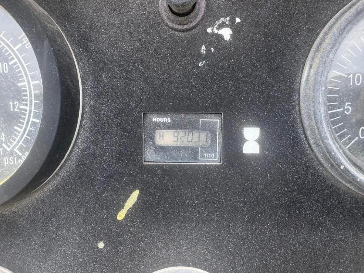 Used 2006 INGERSOL RAND 1600 CFM COMPRESSOR