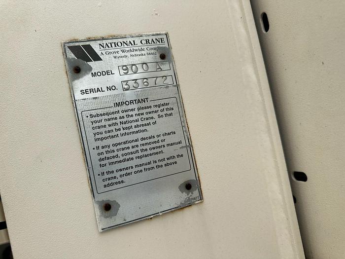 Used 2001 PETERBUILT 357 CRANE TRUCK