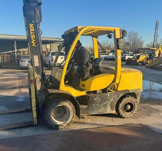 Used 2006 HYSTER H90 FORKLIFT