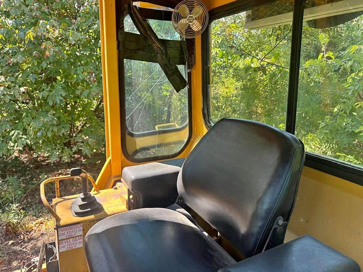 Used CAT D4C 3 LGP DOZER