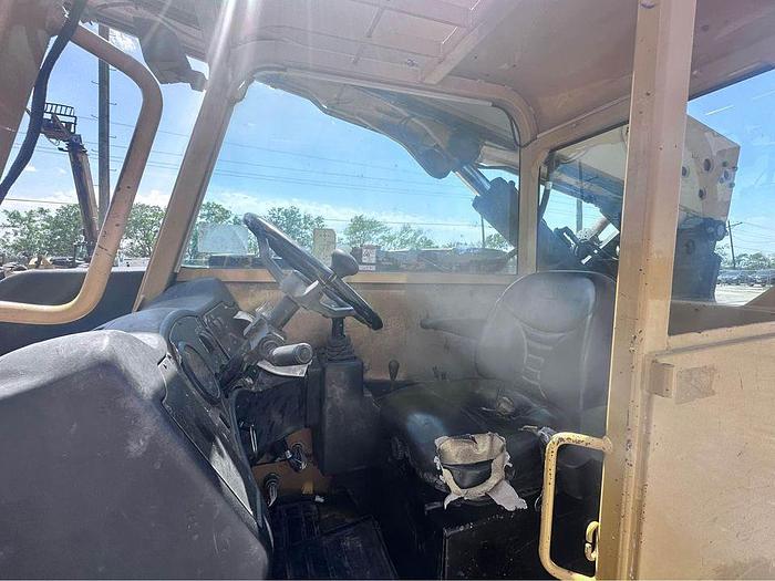 Used 2011 CAT TL943 TELEHANDLER