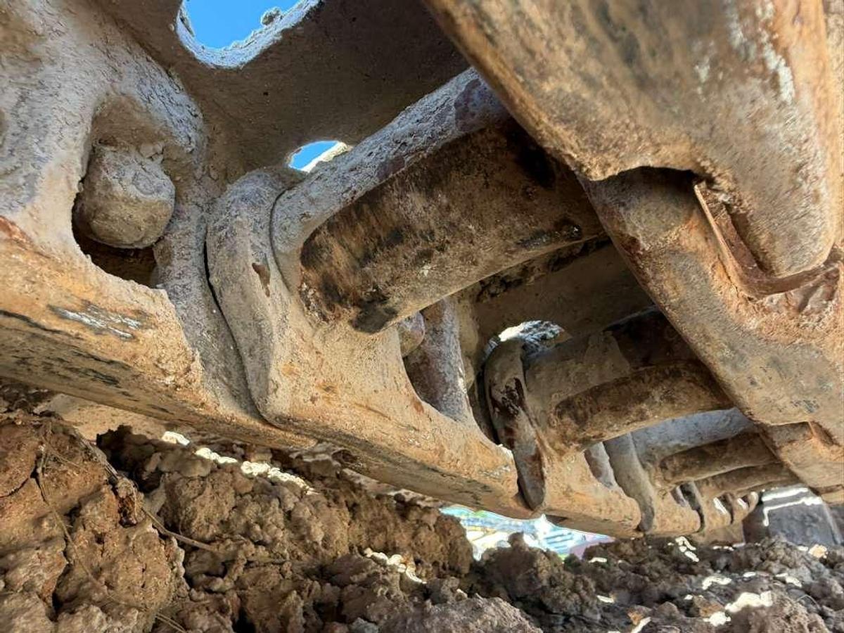 Used 1999 LINKBELT LS28OOLFCII LONG REACH EXCAVATOR