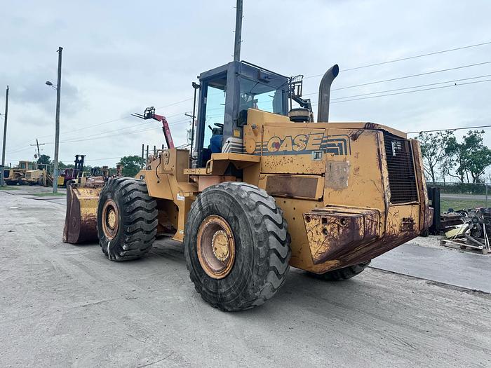 Used 1998 CASE 821B WHEEL LOADER