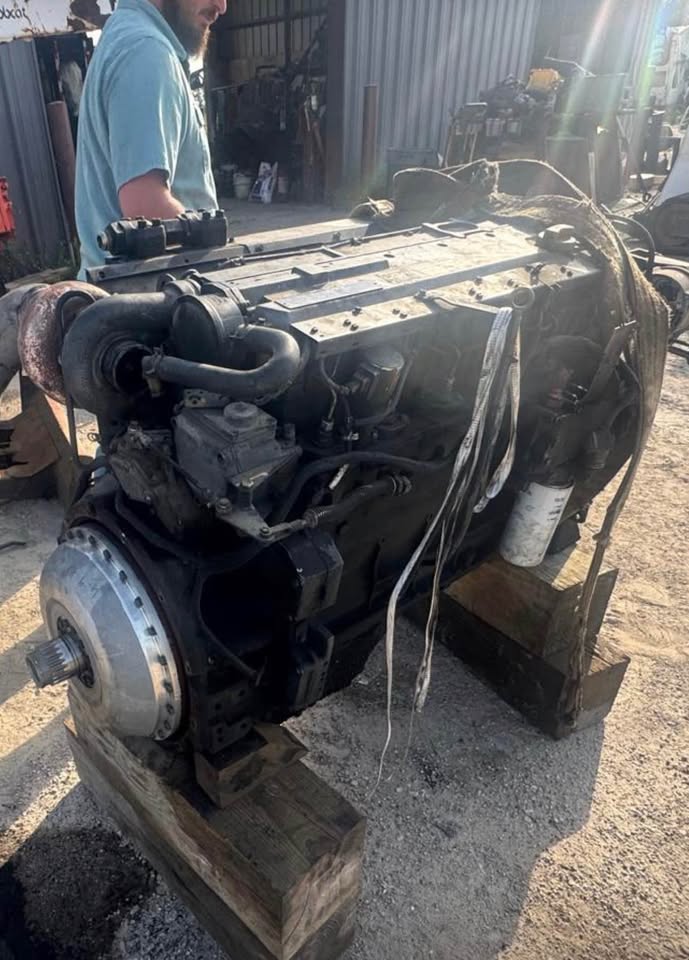 Used 2002 DUETZ DIESEL ENGINE