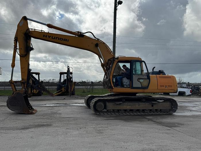 Used 1998 HYUNDAI  LC 210-3