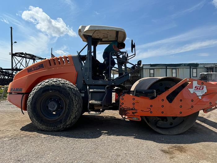 Used 2014 HAMM H11i SMOOTH DRUM ROLLER