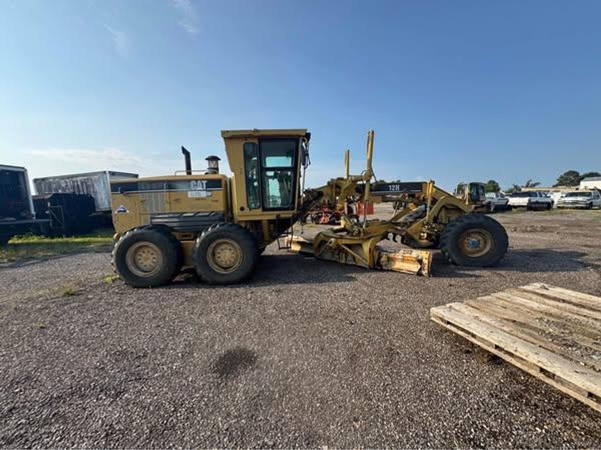 Used 2003 CAT 12H GRADER