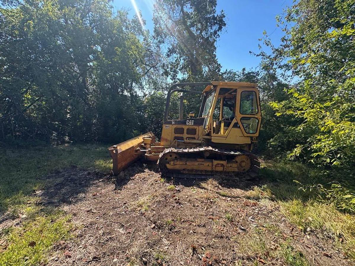 Used CAT D4C 3 LGP DOZER