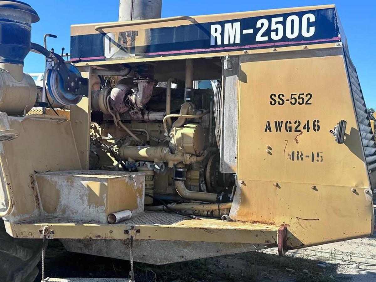 Used 2002 CAT RM250C SOIL STABILIZER