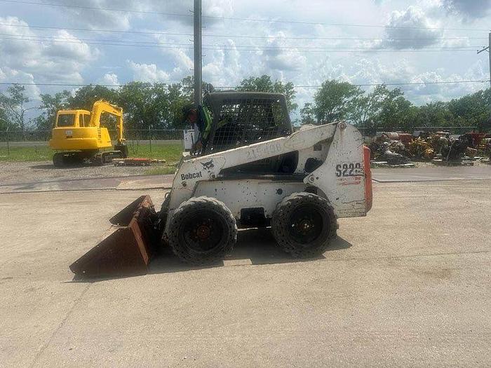 Used 2005 BOBCAT S220 SKIDLOADER