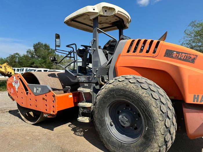 Used 2014 HAMM H11i SMOOTH DRUM ROLLER