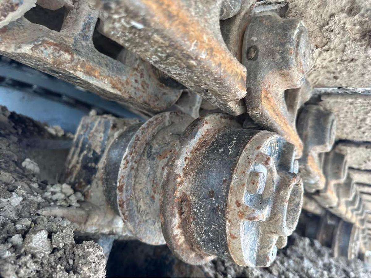 Used 2004 HYUNDAI ROBEX 210LC-7