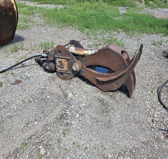 Used 2012 SENNEBOGEN 821M MATERIAL HANDLER